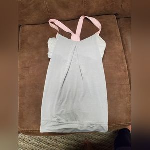 Lululemon top